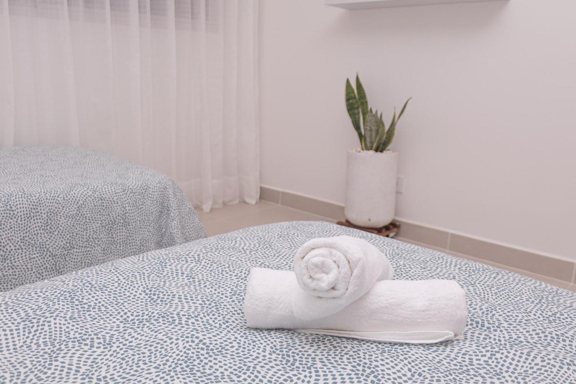 Apartamento De Lujo Frente Al Mar Con Piscina Cartagena Exterior photo